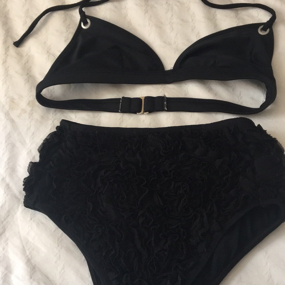 Black Bikini